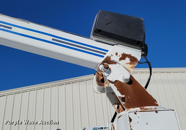 image for item LD9096 1999 Ford F450 Super Duty utility / service truck