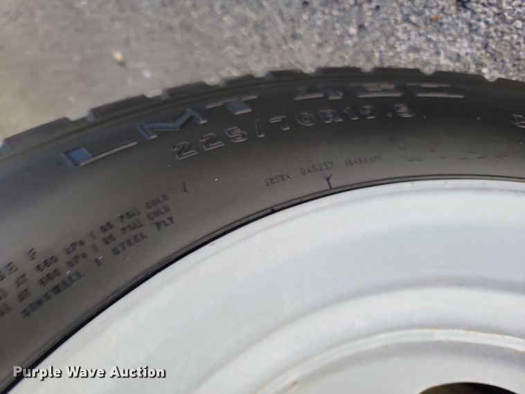 image for item LD9096 1999 Ford F450 Super Duty utility / service truck