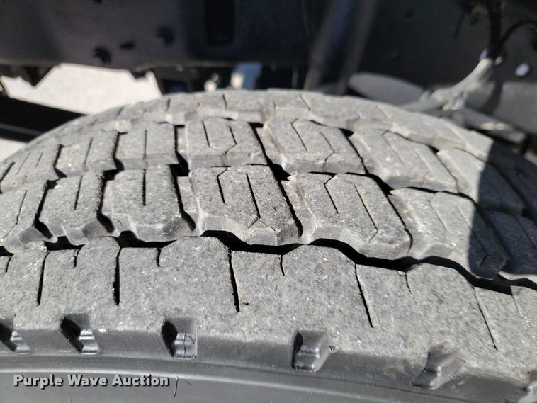 image for item LD9096 1999 Ford F450 Super Duty utility / service truck