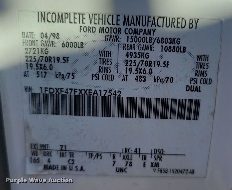 image for item LD9096 1999 Ford F450 Super Duty utility / service truck