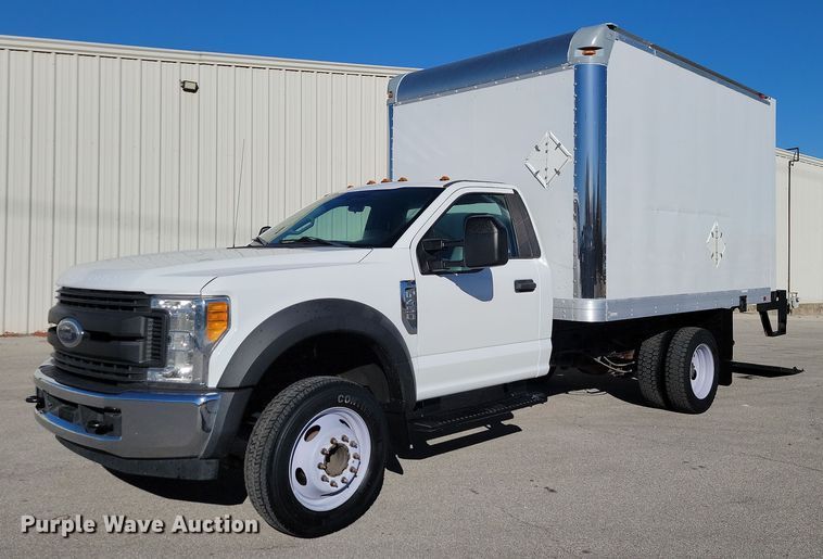 image for item LD9097 2017 Ford F450 Super Duty XL box truck