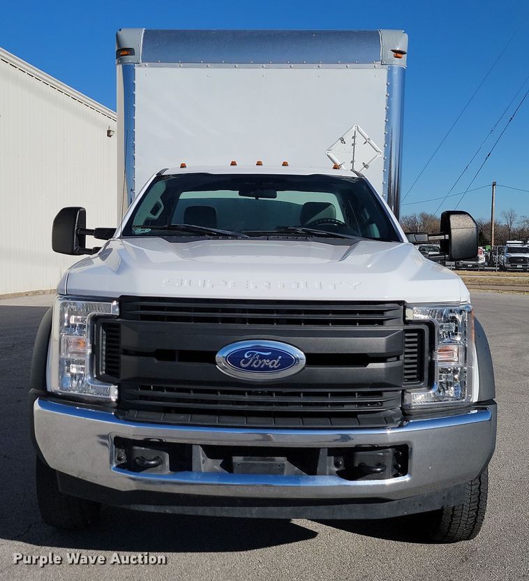 image for item LD9097 2017 Ford F450 Super Duty XL box truck