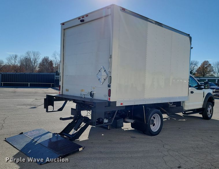 image for item LD9097 2017 Ford F450 Super Duty XL box truck
