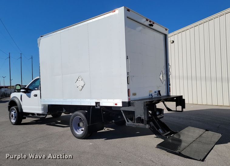 image for item LD9097 2017 Ford F450 Super Duty XL box truck