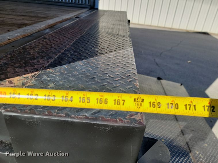 image for item LD9097 2017 Ford F450 Super Duty XL box truck