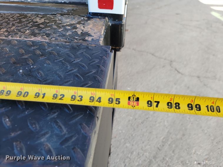 image for item LD9097 2017 Ford F450 Super Duty XL box truck