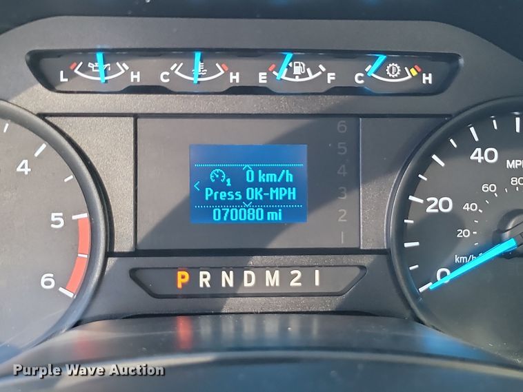 image for item LD9097 2017 Ford F450 Super Duty XL box truck