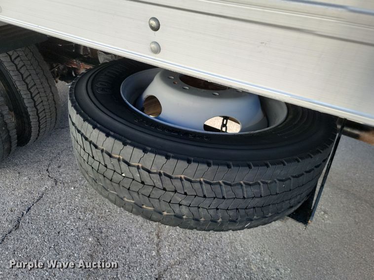 image for item LD9097 2017 Ford F450 Super Duty XL box truck