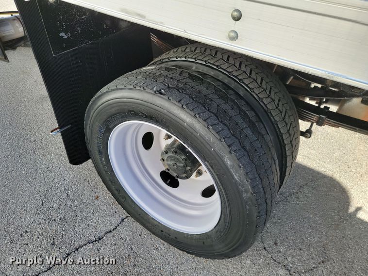 image for item LD9097 2017 Ford F450 Super Duty XL box truck