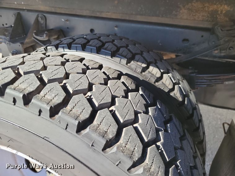 image for item LD9097 2017 Ford F450 Super Duty XL box truck