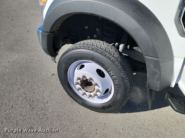 image for item LD9097 2017 Ford F450 Super Duty XL box truck