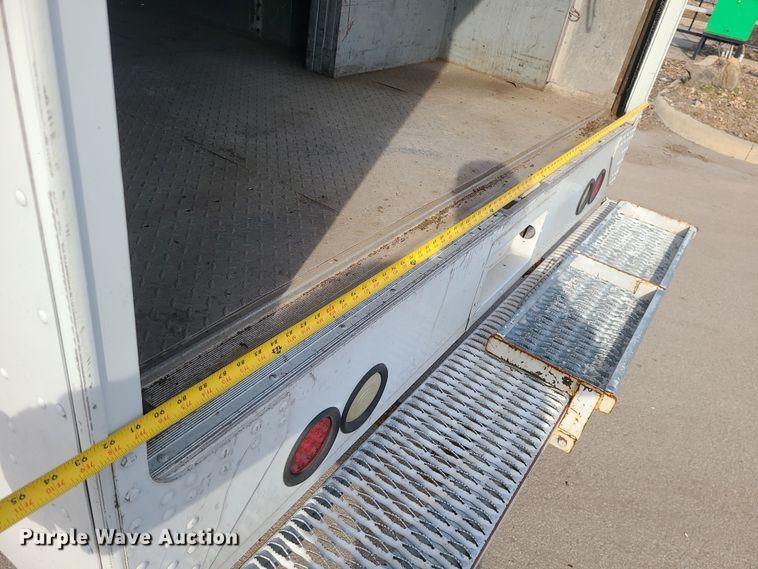 image for item LJ9420 2008 Freightliner MT45  delivery truck