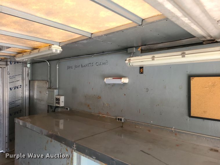 image for item LJ9420 2008 Freightliner MT45  delivery truck