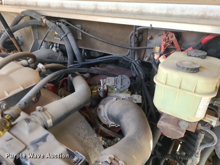 image for item LJ9420 2008 Freightliner MT45  delivery truck