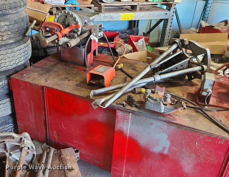 image for item LJ9425 (2) Ridgid 300 pipe threaders