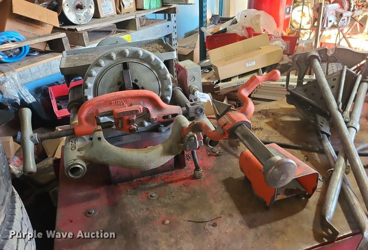 image for item LJ9425 (2) Ridgid 300 pipe threaders