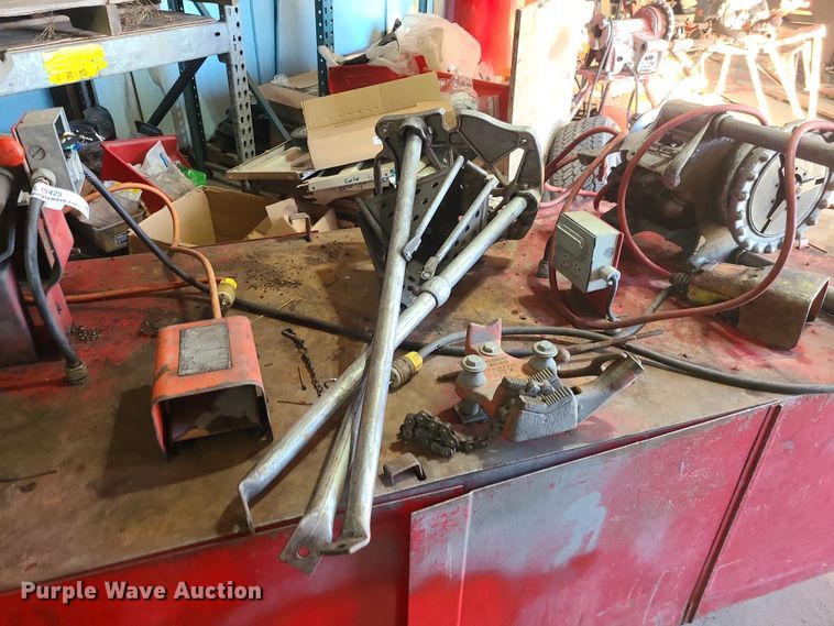 image for item LJ9425 (2) Ridgid 300 pipe threaders