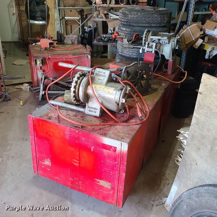 image for item LJ9425 (2) Ridgid 300 pipe threaders