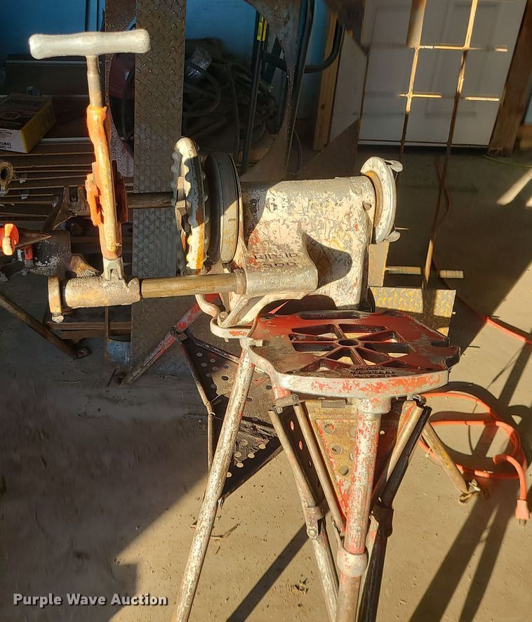 image for item LJ9426 (2) Ridgid 300 pipe threaders