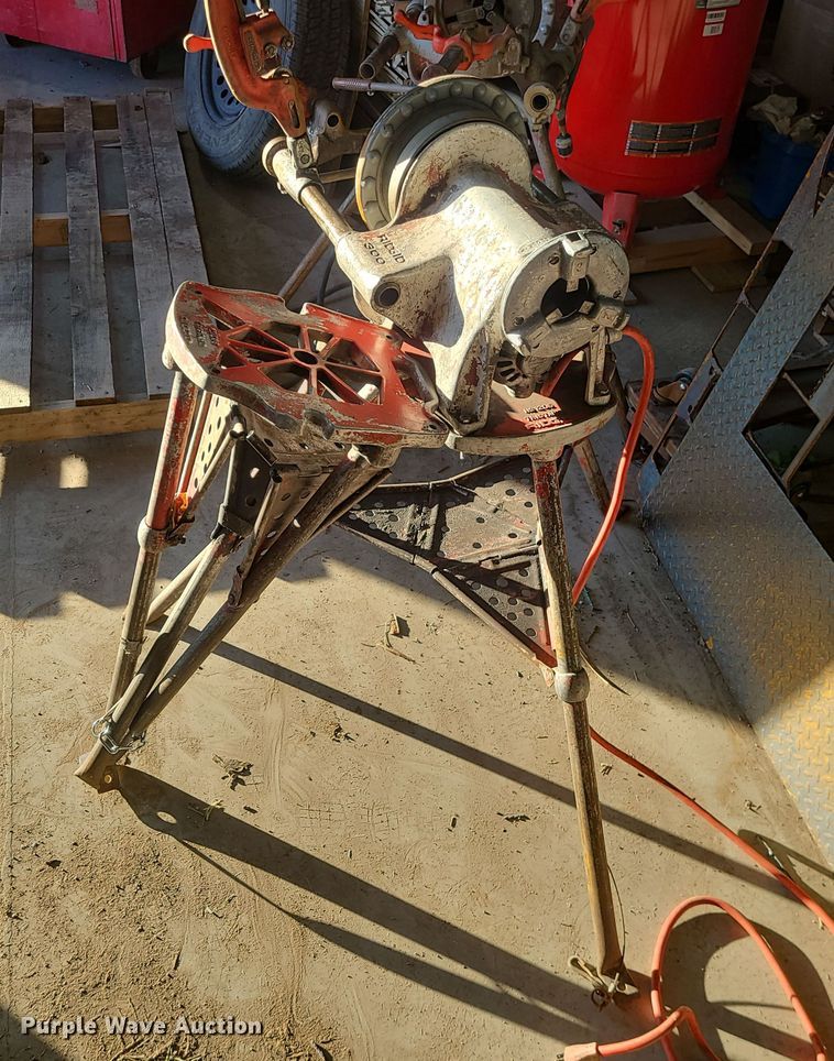 image for item LJ9426 (2) Ridgid 300 pipe threaders