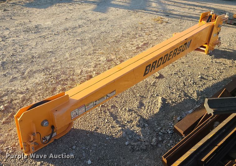 image for item LJ9428 Broderson  jib