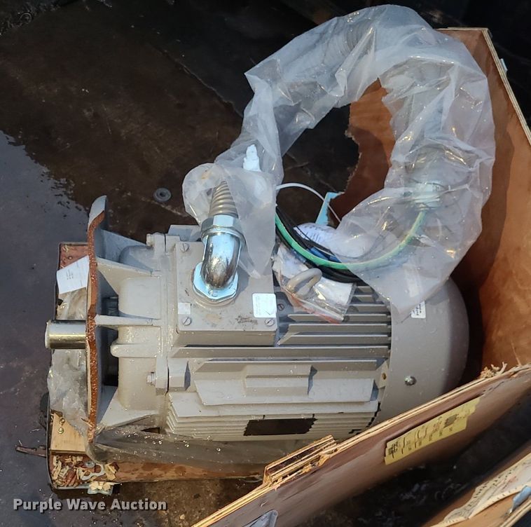 image for item LJ9437 Gardner Denver  electric motor