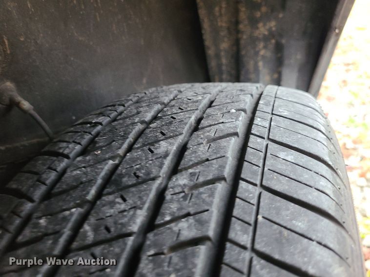 image for item LJ9443 2006 Toyota Sienna  handicap accessible van