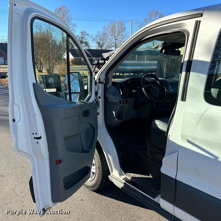 image for item LK9703 2016 Ford Transit 150  van