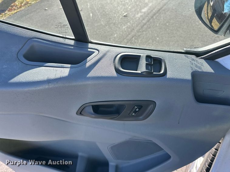 image for item LK9703 2016 Ford Transit 150  van