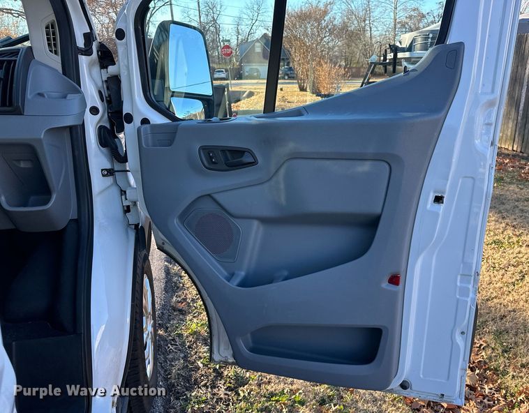 image for item LK9703 2016 Ford Transit 150  van