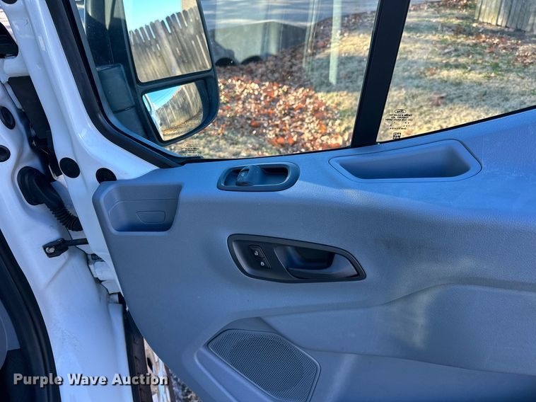 image for item LK9703 2016 Ford Transit 150  van