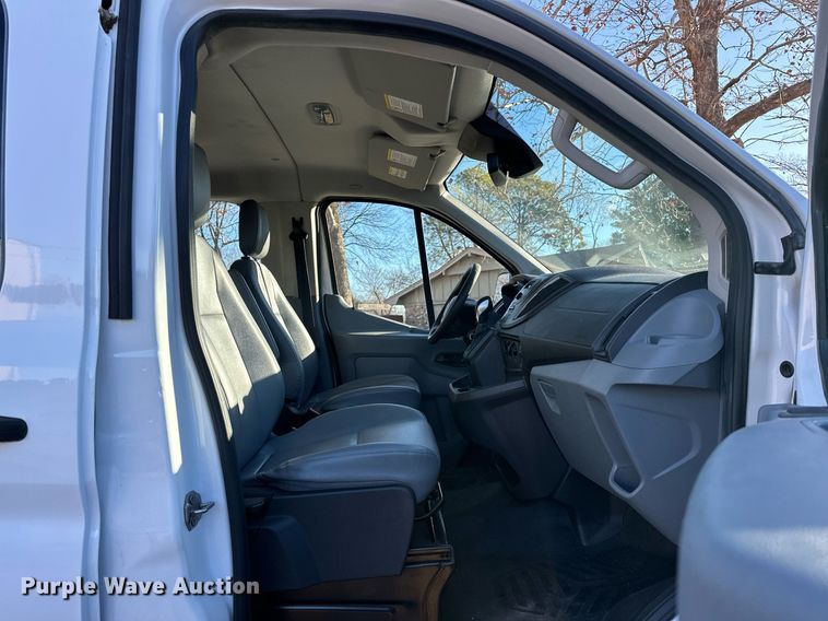 image for item LK9703 2016 Ford Transit 150  van