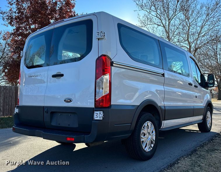 image for item LK9704 2016 Ford Transit 150  van