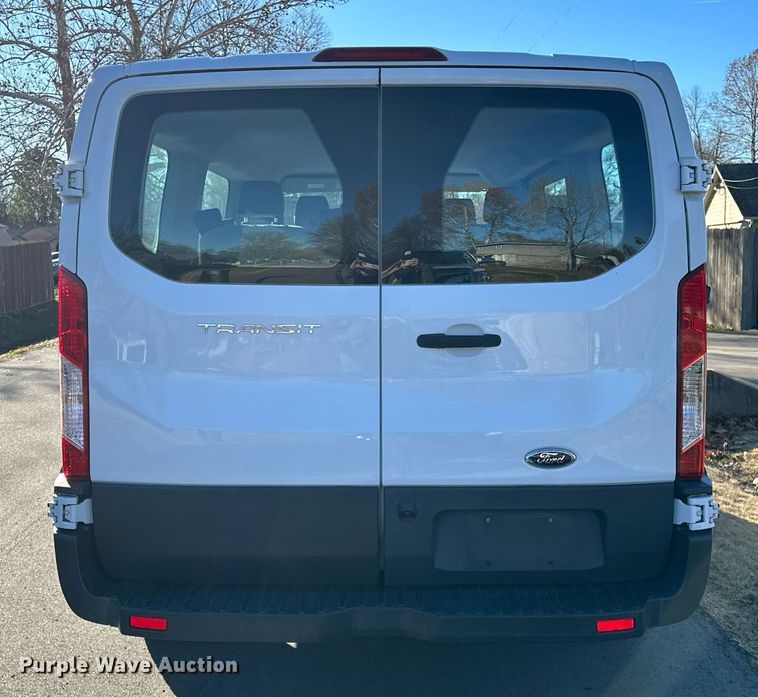 image for item LK9704 2016 Ford Transit 150  van