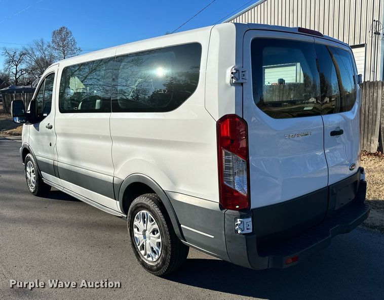 image for item LK9704 2016 Ford Transit 150  van