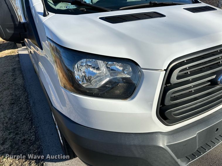 image for item LK9704 2016 Ford Transit 150  van