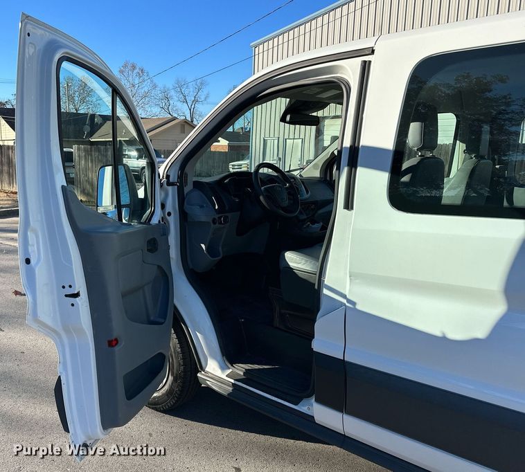 image for item LK9704 2016 Ford Transit 150  van