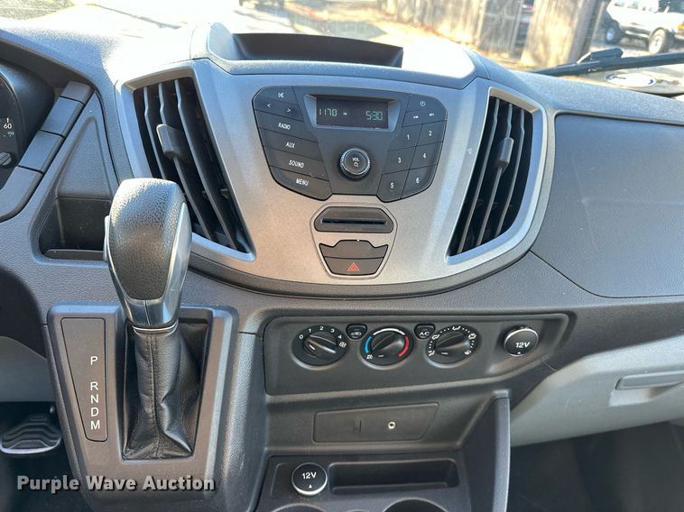 image for item LK9704 2016 Ford Transit 150  van