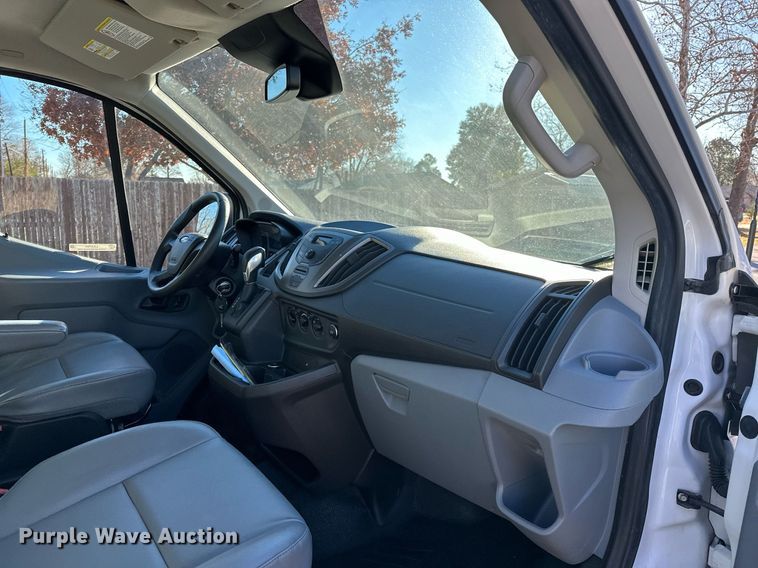 image for item LK9704 2016 Ford Transit 150  van