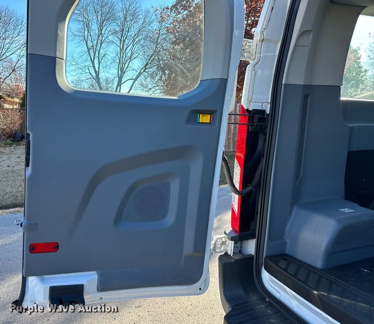 image for item LK9704 2016 Ford Transit 150  van