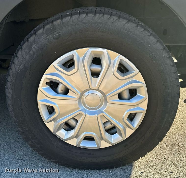 image for item LK9704 2016 Ford Transit 150  van