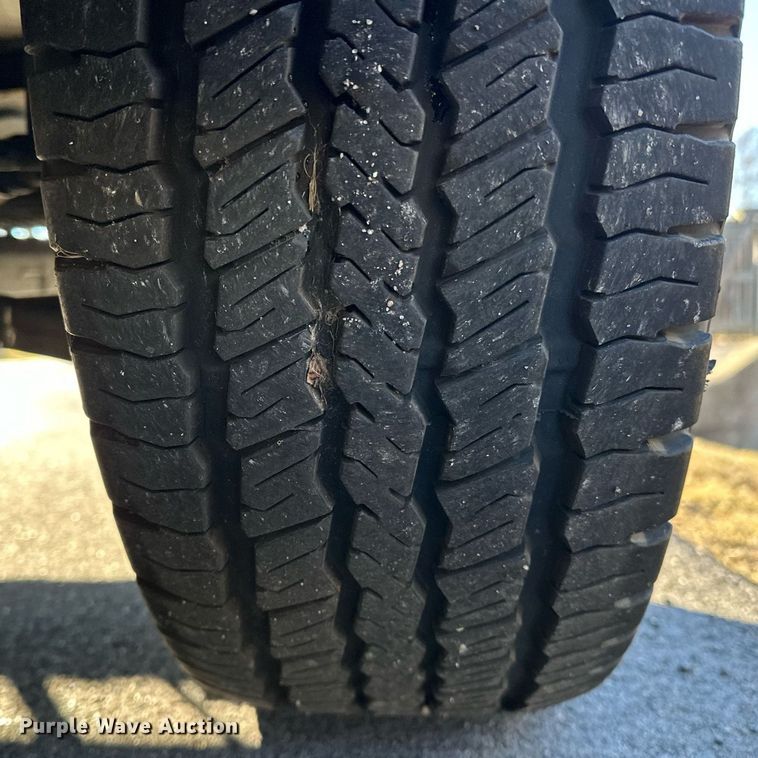 image for item LK9704 2016 Ford Transit 150  van