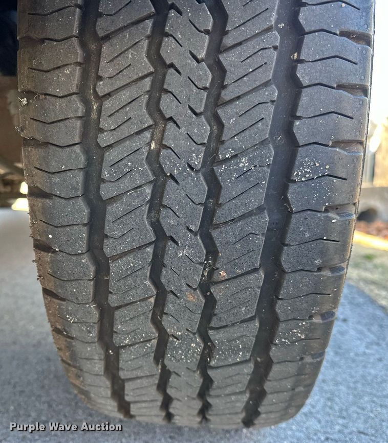 image for item LK9704 2016 Ford Transit 150  van