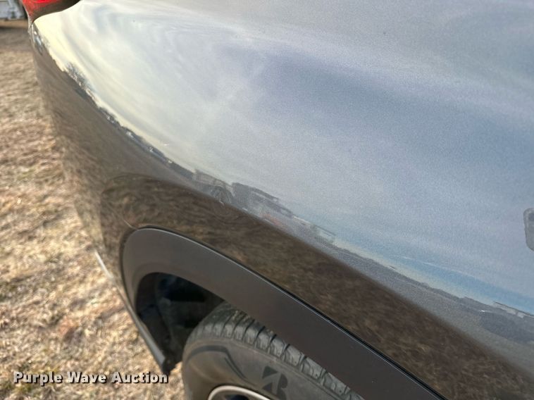 image for item LK9706 2022 Toyota Highlander  SUV