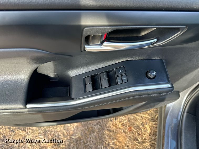 image for item LK9706 2022 Toyota Highlander  SUV