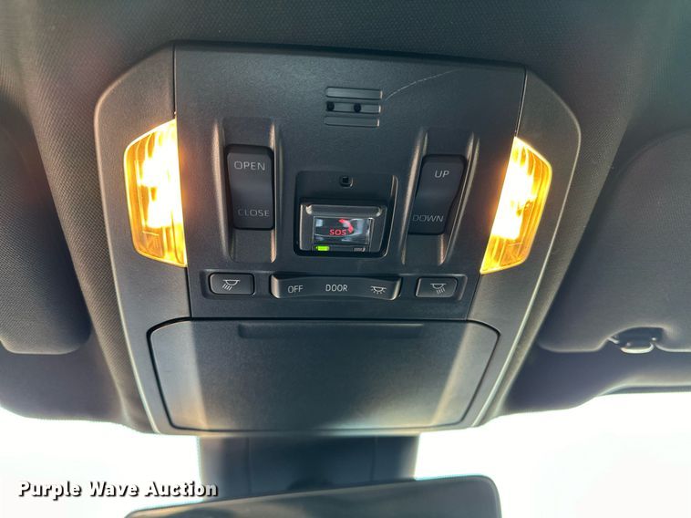 image for item LK9706 2022 Toyota Highlander  SUV