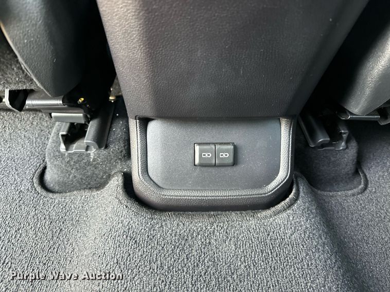 image for item LK9706 2022 Toyota Highlander  SUV
