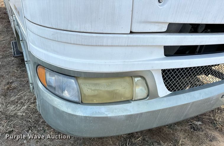 image for item LK9708 2004 Fleetwood Fiesta  RV