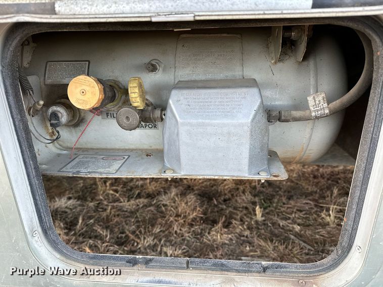 image for item LK9708 2004 Fleetwood Fiesta  RV