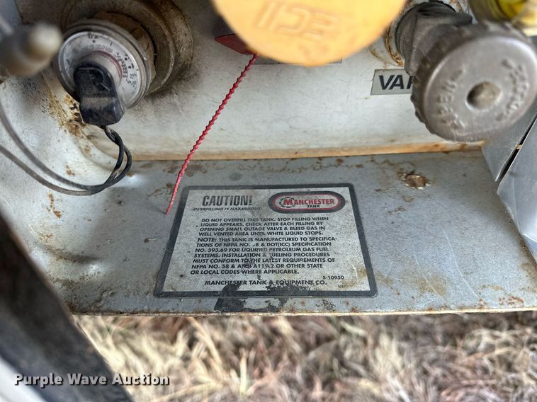 image for item LK9708 2004 Fleetwood Fiesta  RV